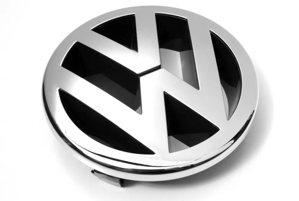 Knallerangebot Original VW Zeichen Emblem vorn Kühlergrill Logo chrom 1T0853601AFDY