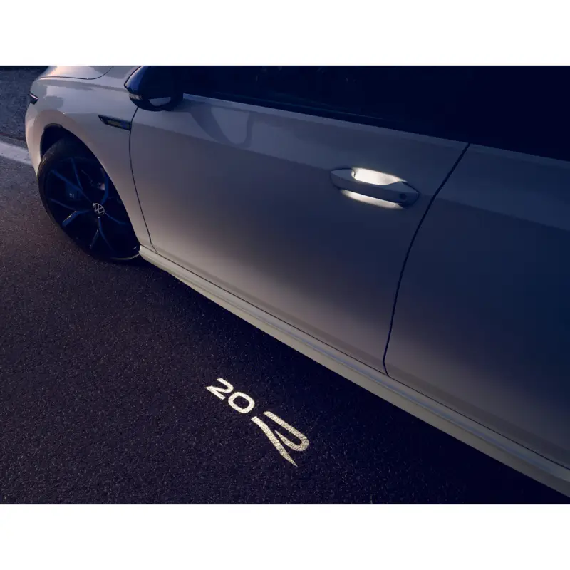 Sonderangebot Original VW Golf 8 (5H) R Einstiegsleuchte rechts vorn Sport Logo "20 Years" Edition 5H1945302B