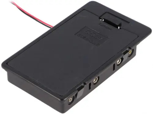 Batteriehalter für 6x Mignon AA Batterien Einbaugehäuse Flach mit Deckel und Anschlußleitung Günstig
